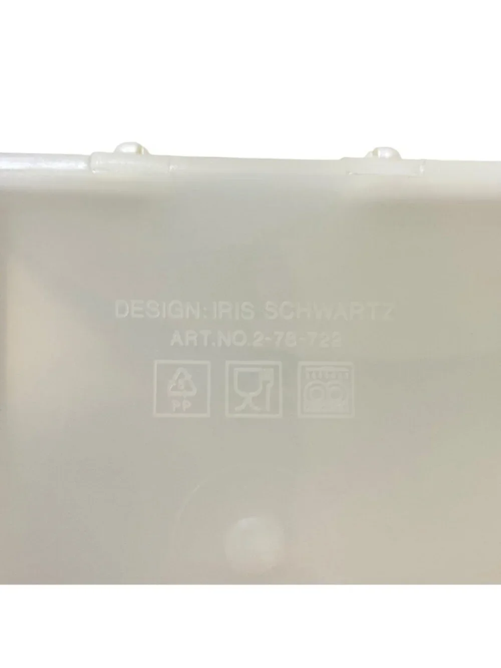 Iris Schwartz Pie Cake Cupcake Desserts Carrier Round 12x12x3 # 2-77-722 White A